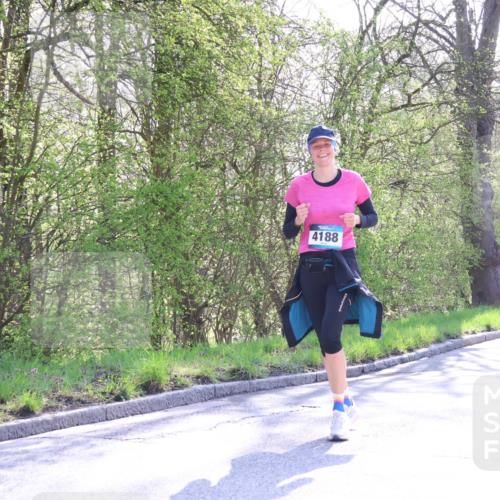 12.04.2026 - 45. Internationalen Wilhelmsburger Insellauf Yannick Fuchs http://msf.ph/oto/9496798 12.04.2026 10:53:28 Laufen 4188, 5720, 4865 meine-sportfotos.de