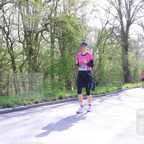 12.04.2026 - 45. Internationalen Wilhelmsburger Insellauf Yannick Fuchs http://msf.ph/oto/9496802 12.04.2026 10:53:29 Laufen 4188, 1972 meine-sportfotos.de
