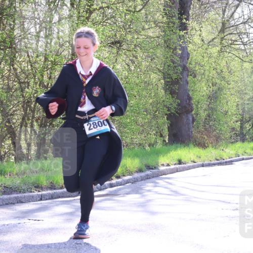 12.04.2026 - 45. Internationalen Wilhelmsburger Insellauf Yannick Fuchs http://msf.ph/oto/9496870 12.04.2026 10:53:35 Laufen 2800, 4564 meine-sportfotos.de