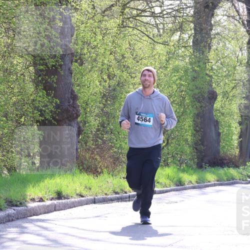 12.04.2026 - 45. Internationalen Wilhelmsburger Insellauf Yannick Fuchs http://msf.ph/oto/9496888 12.04.2026 10:53:38 Laufen 4564 meine-sportfotos.de