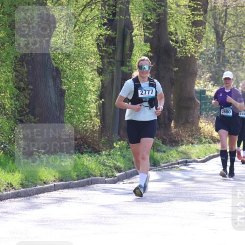 12.04.2026 - 45. Internationalen Wilhelmsburger Insellauf Yannick Fuchs http://msf.ph/oto/9496942 12.04.2026 10:53:45 Laufen 2777, 2660, 2481, 3460 meine-sportfotos.de