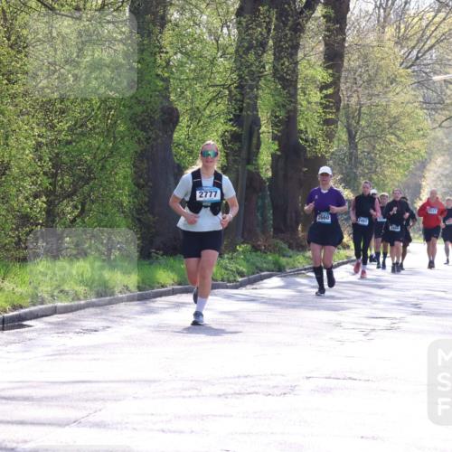 12.04.2026 - 45. Internationalen Wilhelmsburger Insellauf Yannick Fuchs http://msf.ph/oto/9496957 12.04.2026 10:53:48 Laufen 2777, 2660, 2481, 3460 meine-sportfotos.de
