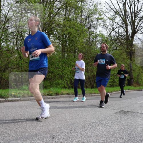 12.04.2026 - 45. Internationalen Wilhelmsburger Insellauf Yannick Fuchs http://msf.ph/oto/9496968 12.04.2026 13:08:44 Laufen 424, 5262, 2628, 5552 meine-sportfotos.de