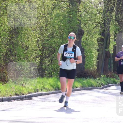 12.04.2026 - 45. Internationalen Wilhelmsburger Insellauf Yannick Fuchs http://msf.ph/oto/9496972 12.04.2026 10:53:49 Laufen 2777, 2660, 2481, 3460 meine-sportfotos.de