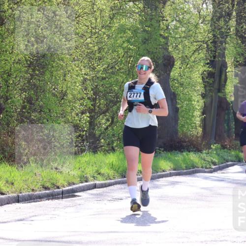 12.04.2026 - 45. Internationalen Wilhelmsburger Insellauf Yannick Fuchs http://msf.ph/oto/9496974 12.04.2026 10:53:49 Laufen 2777, 2660, 2481 meine-sportfotos.de