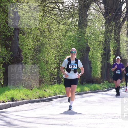 12.04.2026 - 45. Internationalen Wilhelmsburger Insellauf Yannick Fuchs http://msf.ph/oto/9496979 12.04.2026 10:53:50 Laufen 2777, 2660, 2481, 3460, 517 meine-sportfotos.de