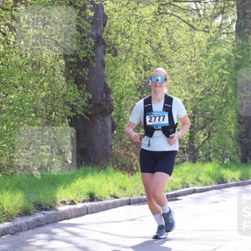 12.04.2026 - 45. Internationalen Wilhelmsburger Insellauf Yannick Fuchs http://msf.ph/oto/9496985 12.04.2026 10:53:51 Laufen 2777, 2660 meine-sportfotos.de