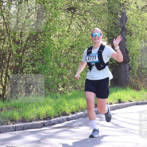 12.04.2026 - 45. Internationalen Wilhelmsburger Insellauf Yannick Fuchs http://msf.ph/oto/9496996 12.04.2026 10:53:52 Laufen 2777 meine-sportfotos.de
