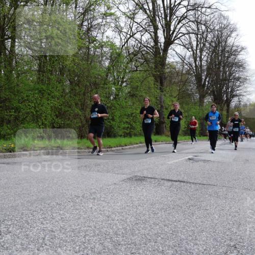 12.04.2026 - 45. Internationalen Wilhelmsburger Insellauf Yannick Fuchs http://msf.ph/oto/9497027 12.04.2026 13:08:50 Laufen 4073, 4557, 3581, 5223, 4593 meine-sportfotos.de