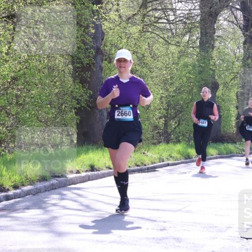 12.04.2026 - 45. Internationalen Wilhelmsburger Insellauf Yannick Fuchs http://msf.ph/oto/9497031 12.04.2026 10:53:56 Laufen 2660, 3517, 2481, 460 meine-sportfotos.de
