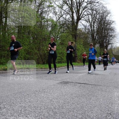 12.04.2026 - 45. Internationalen Wilhelmsburger Insellauf Yannick Fuchs http://msf.ph/oto/9497041 12.04.2026 13:08:51 Laufen 4073, 4557, 3581, 4, 5223, 4593 meine-sportfotos.de