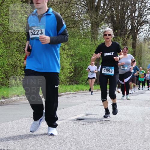 12.04.2026 - 45. Internationalen Wilhelmsburger Insellauf Yannick Fuchs http://msf.ph/oto/9497057 12.04.2026 13:08:52 Laufen 5223, 3826, 4593, 2101, 3122, 3235 meine-sportfotos.de