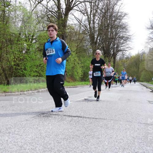 12.04.2026 - 45. Internationalen Wilhelmsburger Insellauf Yannick Fuchs http://msf.ph/oto/9497062 12.04.2026 13:08:52 Laufen 5223, 4593, 2101 meine-sportfotos.de