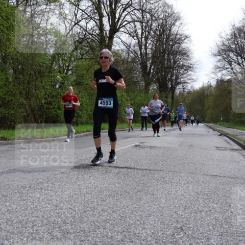 12.04.2026 - 45. Internationalen Wilhelmsburger Insellauf Yannick Fuchs http://msf.ph/oto/9497078 12.04.2026 13:08:54 Laufen 14, 4593 meine-sportfotos.de