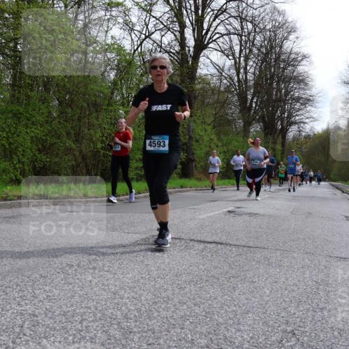 12.04.2026 - 45. Internationalen Wilhelmsburger Insellauf Yannick Fuchs http://msf.ph/oto/9497082 12.04.2026 13:08:54 Laufen 14, 4593, 2101 meine-sportfotos.de