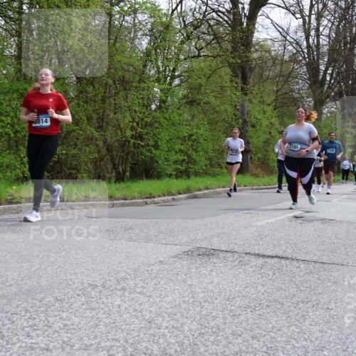 12.04.2026 - 45. Internationalen Wilhelmsburger Insellauf Yannick Fuchs http://msf.ph/oto/9497094 12.04.2026 13:08:55 Laufen 3814, 2101, 5290, 3233 meine-sportfotos.de
