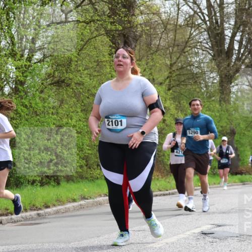 12.04.2026 - 45. Internationalen Wilhelmsburger Insellauf Yannick Fuchs http://msf.ph/oto/9497111 12.04.2026 13:08:57 Laufen 826, 2101, 5290, 421, 1730, 3235, 4358 meine-sportfotos.de