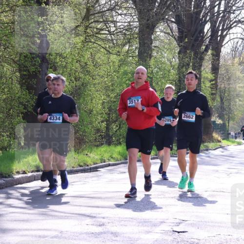 12.04.2026 - 45. Internationalen Wilhelmsburger Insellauf Yannick Fuchs http://msf.ph/oto/9497126 12.04.2026 10:54:07 Laufen 4334, 3517, 285, 0000 meine-sportfotos.de