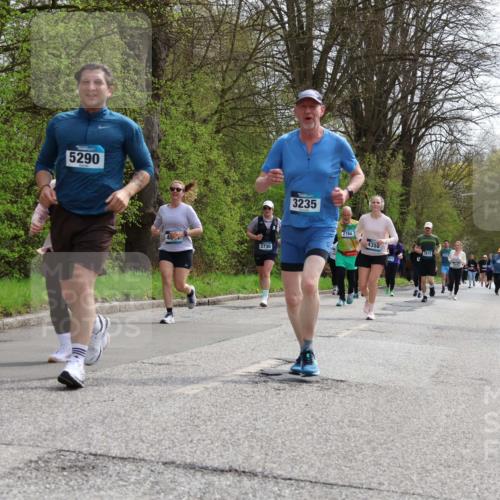 12.04.2026 - 45. Internationalen Wilhelmsburger Insellauf Yannick Fuchs http://msf.ph/oto/9497131 12.04.2026 13:08:59 Laufen 3057, 5290, 3730, 3235, 2766, 4358, 3872 meine-sportfotos.de