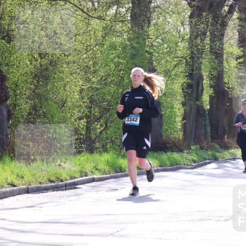 12.04.2026 - 45. Internationalen Wilhelmsburger Insellauf Yannick Fuchs http://msf.ph/oto/9497214 12.04.2026 10:54:19 Laufen 3342, 2567 meine-sportfotos.de
