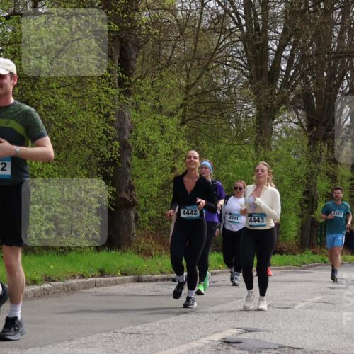 12.04.2026 - 45. Internationalen Wilhelmsburger Insellauf Yannick Fuchs http://msf.ph/oto/9497218 12.04.2026 13:09:08 Laufen 3872, 4442, 2332, 4341, 4443, 2290, 2290 meine-sportfotos.de