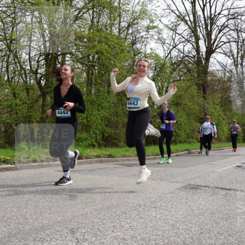 12.04.2026 - 45. Internationalen Wilhelmsburger Insellauf Yannick Fuchs http://msf.ph/oto/9497254 12.04.2026 13:09:11 Laufen 4442, 4443, 471, 2332 meine-sportfotos.de