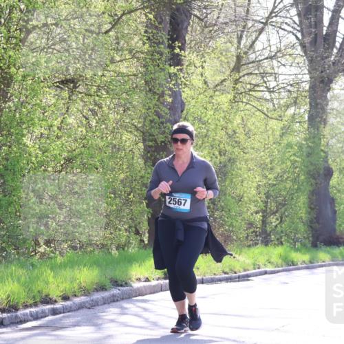 12.04.2026 - 45. Internationalen Wilhelmsburger Insellauf Yannick Fuchs http://msf.ph/oto/9497259 12.04.2026 10:54:27 Laufen 2567, 3920 meine-sportfotos.de