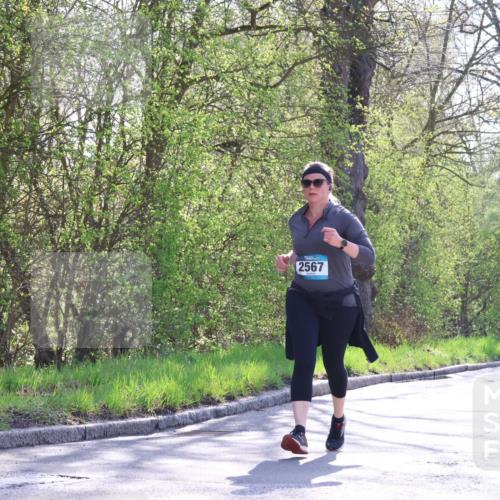 12.04.2026 - 45. Internationalen Wilhelmsburger Insellauf Yannick Fuchs http://msf.ph/oto/9497265 12.04.2026 10:54:28 Laufen 2567, 3920 meine-sportfotos.de