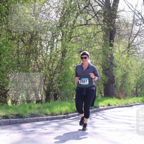 12.04.2026 - 45. Internationalen Wilhelmsburger Insellauf Yannick Fuchs http://msf.ph/oto/9497269 12.04.2026 10:54:28 Laufen 2567, 3920 meine-sportfotos.de