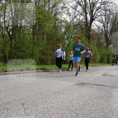 12.04.2026 - 45. Internationalen Wilhelmsburger Insellauf Yannick Fuchs http://msf.ph/oto/9497284 12.04.2026 13:09:14 Laufen 4341, 3122, 2332, 3739, 2290 meine-sportfotos.de