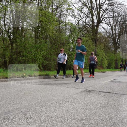 12.04.2026 - 45. Internationalen Wilhelmsburger Insellauf Yannick Fuchs http://msf.ph/oto/9497286 12.04.2026 13:09:14 Laufen 4341, 233, 3739, 2290 meine-sportfotos.de