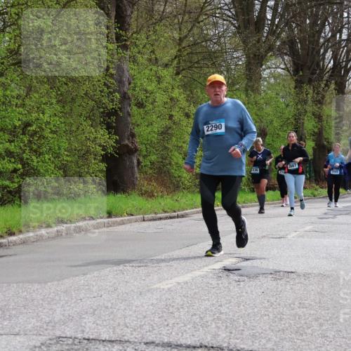 12.04.2026 - 45. Internationalen Wilhelmsburger Insellauf Yannick Fuchs http://msf.ph/oto/9497301 12.04.2026 13:09:16 Laufen 2290, 3336, 470, 3667, 2153 meine-sportfotos.de