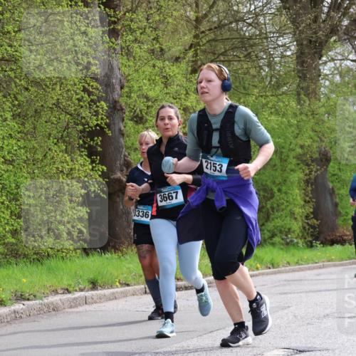 12.04.2026 - 45. Internationalen Wilhelmsburger Insellauf Yannick Fuchs http://msf.ph/oto/9497331 12.04.2026 13:09:19 Laufen 3336, 3667, 2153, 5505 meine-sportfotos.de