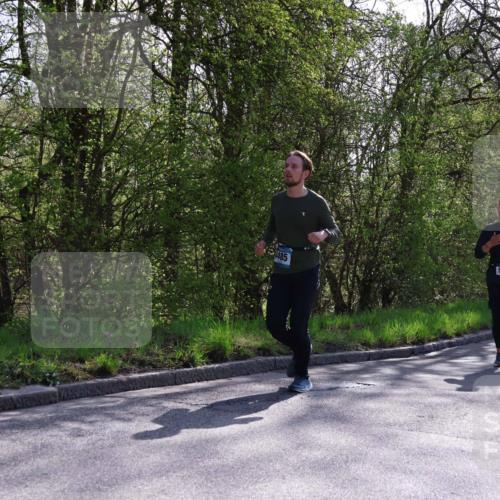 12.04.2026 - 45. Internationalen Wilhelmsburger Insellauf Yannick Fuchs http://msf.ph/oto/9497358 12.04.2026 10:54:48 Laufen 4485, 5806 meine-sportfotos.de