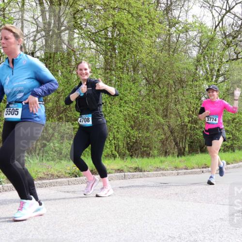 12.04.2026 - 45. Internationalen Wilhelmsburger Insellauf Yannick Fuchs http://msf.ph/oto/9497386 12.04.2026 13:09:26 Laufen 5505, 4708, 3774 meine-sportfotos.de
