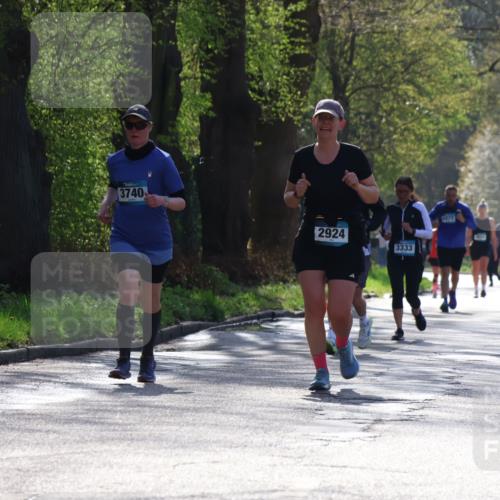 12.04.2026 - 45. Internationalen Wilhelmsburger Insellauf Yannick Fuchs http://msf.ph/oto/9497398 12.04.2026 10:54:53 Laufen 3740, 2924, 3333, 1977 meine-sportfotos.de