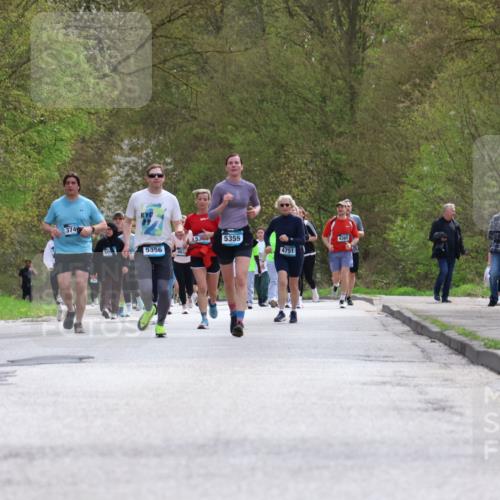 12.04.2026 - 45. Internationalen Wilhelmsburger Insellauf Yannick Fuchs http://msf.ph/oto/9497412 12.04.2026 13:09:32 Laufen 3720, 3748, 5355, 508, 5356, 4751, 4365 meine-sportfotos.de