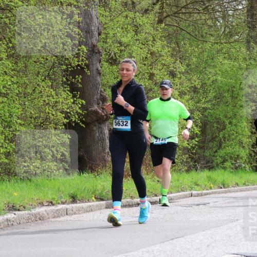 12.04.2026 - 45. Internationalen Wilhelmsburger Insellauf Yannick Fuchs http://msf.ph/oto/9497418 12.04.2026 13:09:34 Laufen 5632, 2145, 5209, 5297 meine-sportfotos.de