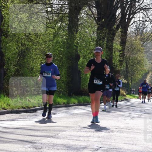12.04.2026 - 45. Internationalen Wilhelmsburger Insellauf Yannick Fuchs http://msf.ph/oto/9497424 12.04.2026 10:54:57 Laufen 3740, 2924, 664, 3333, 4077 meine-sportfotos.de