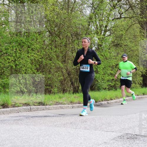 12.04.2026 - 45. Internationalen Wilhelmsburger Insellauf Yannick Fuchs http://msf.ph/oto/9497430 12.04.2026 13:09:37 Laufen 5632, 5209, 5212 meine-sportfotos.de