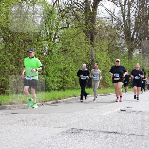 12.04.2026 - 45. Internationalen Wilhelmsburger Insellauf Yannick Fuchs http://msf.ph/oto/9497438 12.04.2026 13:09:38 Laufen 5297, 3720, 5212, 5209, 2145 meine-sportfotos.de