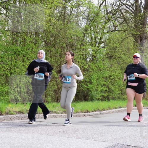 12.04.2026 - 45. Internationalen Wilhelmsburger Insellauf Yannick Fuchs http://msf.ph/oto/9497451 12.04.2026 13:09:40 Laufen 5297, 5209, 5212, 3720, 2111 meine-sportfotos.de