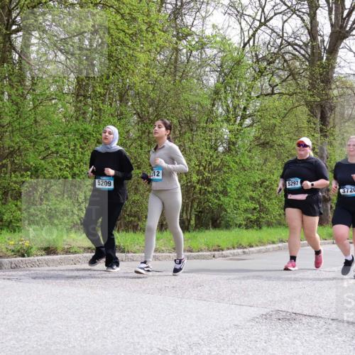 12.04.2026 - 45. Internationalen Wilhelmsburger Insellauf Yannick Fuchs http://msf.ph/oto/9497452 12.04.2026 13:09:40 Laufen 12, 5209, 5297, 3720, 2111 meine-sportfotos.de