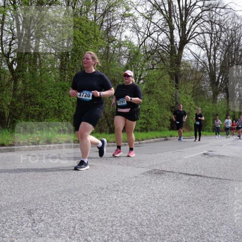 12.04.2026 - 45. Internationalen Wilhelmsburger Insellauf Yannick Fuchs http://msf.ph/oto/9497465 12.04.2026 13:09:42 Laufen 3720, 5297 meine-sportfotos.de