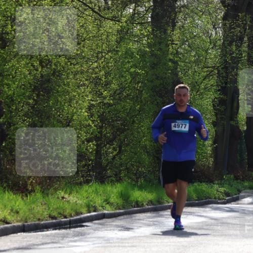 12.04.2026 - 45. Internationalen Wilhelmsburger Insellauf Yannick Fuchs http://msf.ph/oto/9497536 12.04.2026 10:55:09 Laufen 4977, 4949 meine-sportfotos.de