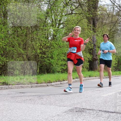 12.04.2026 - 45. Internationalen Wilhelmsburger Insellauf Yannick Fuchs http://msf.ph/oto/9497545 12.04.2026 13:09:51 Laufen 5304 meine-sportfotos.de
