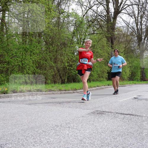 12.04.2026 - 45. Internationalen Wilhelmsburger Insellauf Yannick Fuchs http://msf.ph/oto/9497550 12.04.2026 13:09:51 Laufen 5304, 3746 meine-sportfotos.de
