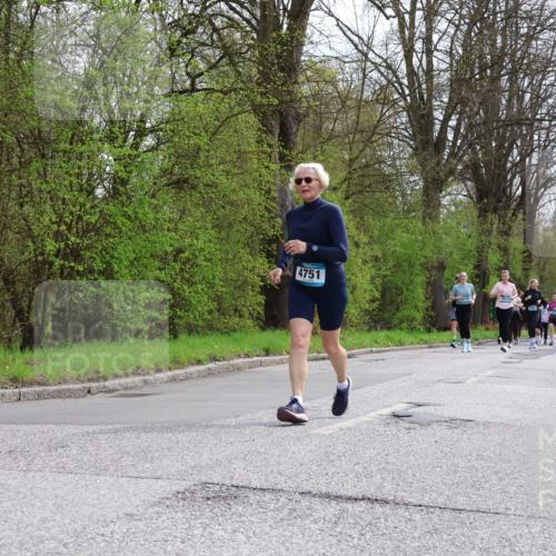 12.04.2026 - 45. Internationalen Wilhelmsburger Insellauf Yannick Fuchs http://msf.ph/oto/9497586 12.04.2026 13:09:55 Laufen 4751 meine-sportfotos.de