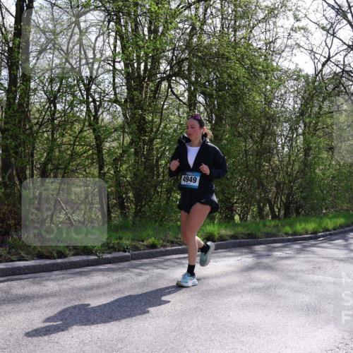 12.04.2026 - 45. Internationalen Wilhelmsburger Insellauf Yannick Fuchs http://msf.ph/oto/9497618 12.04.2026 10:55:19 Laufen 4949 meine-sportfotos.de