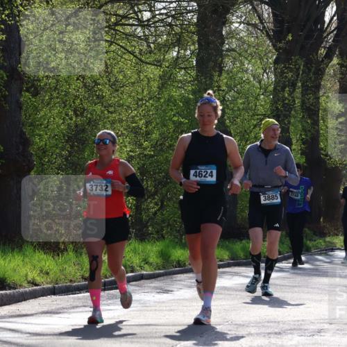 12.04.2026 - 45. Internationalen Wilhelmsburger Insellauf Yannick Fuchs http://msf.ph/oto/9497665 12.04.2026 10:55:24 Laufen 3732, 4624, 3885, 3748, 169, 2699, 2686 meine-sportfotos.de